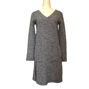 Lou & Grey Scandi Sweater Dress Size XS Minimalist Cozy Long Sleeve Lagenlook